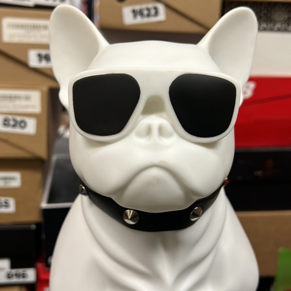 NIB Portable Wireless Speaker in White - Picture 3 of 4